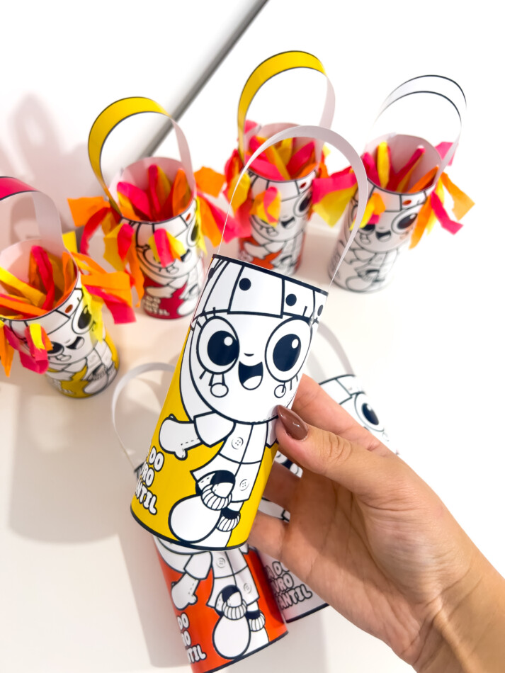 Boneca Emília | Atividade Interativa com Papel Crepom