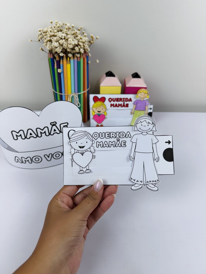 Cartão Interativo “Querida Mamãe”